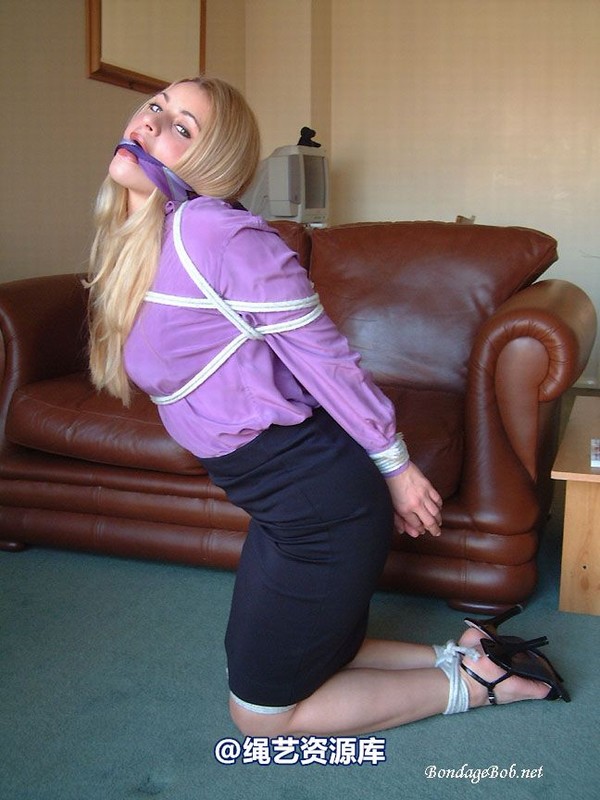 bondagebob - Linda Murray Tie Up Games 第 44 张图片