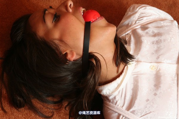bondagebob - Fiona G Grabbed at home 第 146 张图片