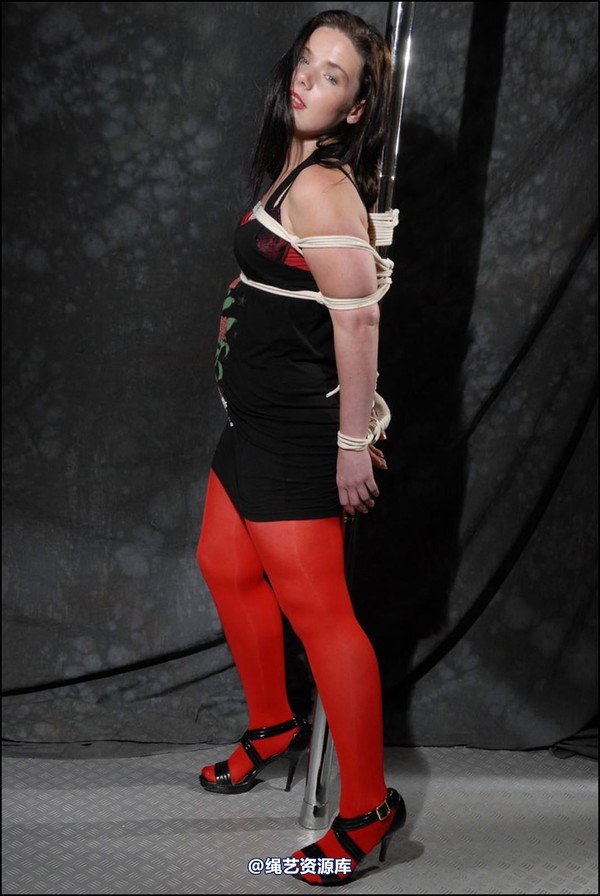 simplytied - Red on pole 第 16 张图片