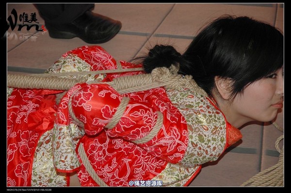 唯美之家 - 08-05-29盈盈汉服-护士装 第 170 张图片