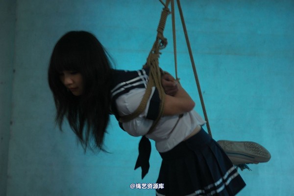 唯美之家 - 晓宁学生装吊 第 36 张图片