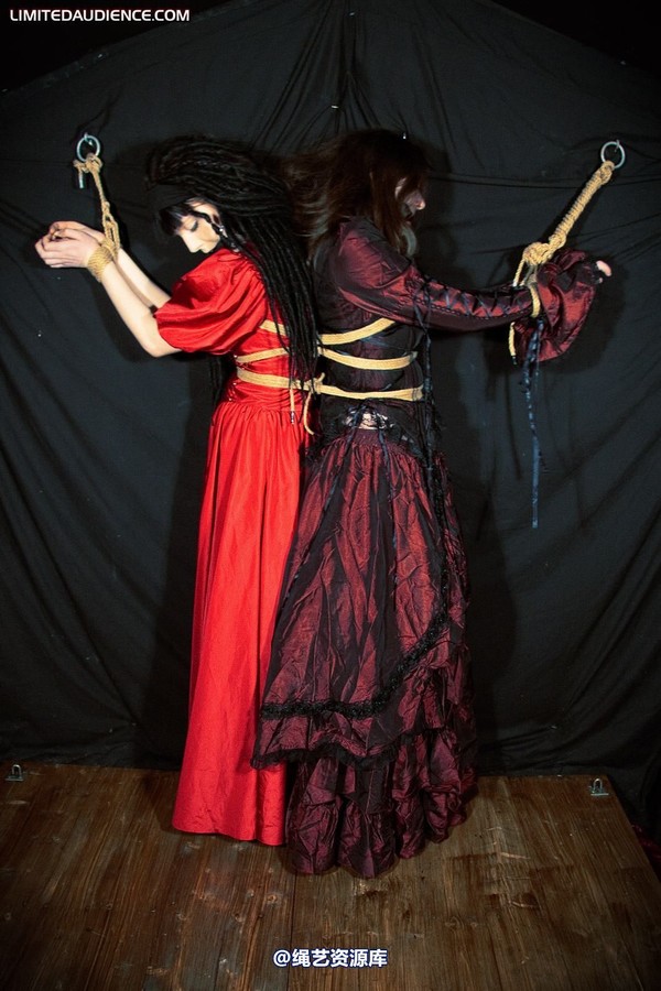 limitedaudience - 2010 catya lex eleven in the dungeon 3 第 2 张图片