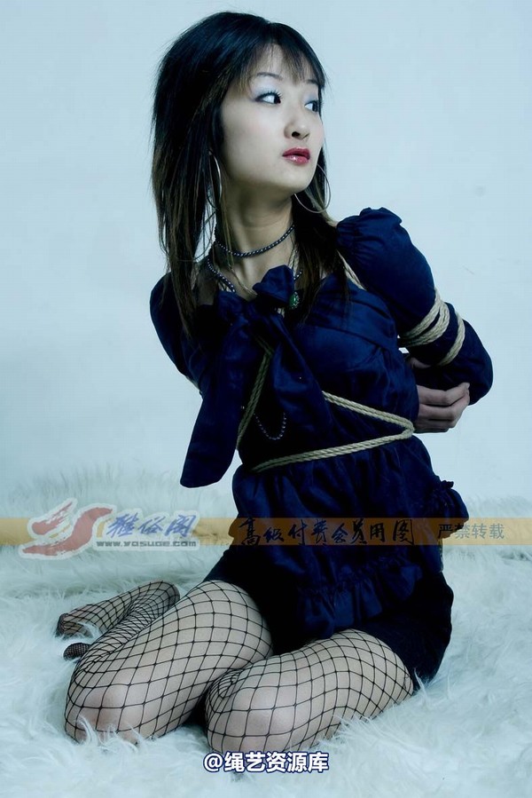 雅俗阁 - 20070404雪儿制服 第 10 张图片