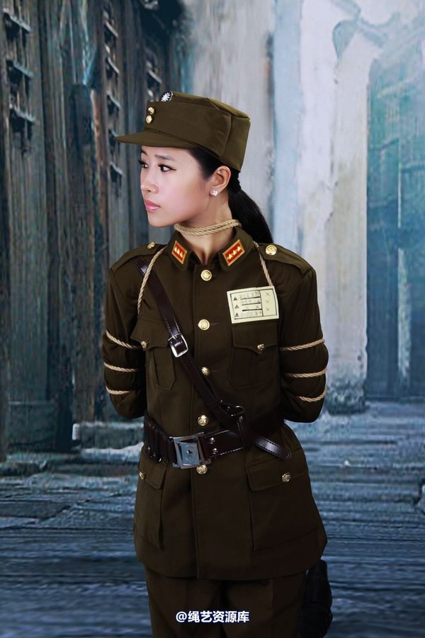 神艺缘 - 235-美式女制服 第 57 张图片