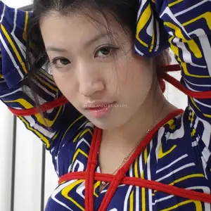 赤足者 - Vivian2012-3 相册封面，共 70 张图片