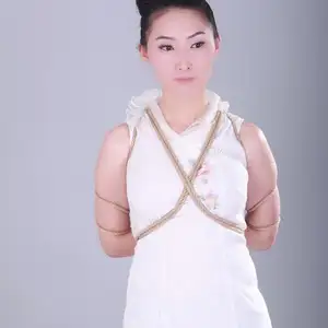 神艺缘 - 082-贵妇(1) 相册封面，共 20 张图片