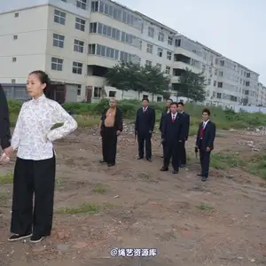 mj影视 - 乱世情仇2 相册封面，共 151 张图片
