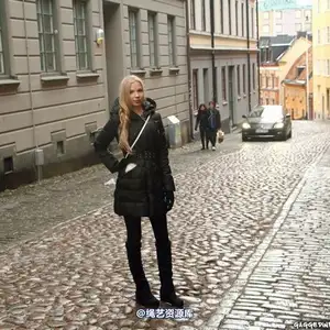 gaggedinpublic - gip411 相册封面，共 65 张图片