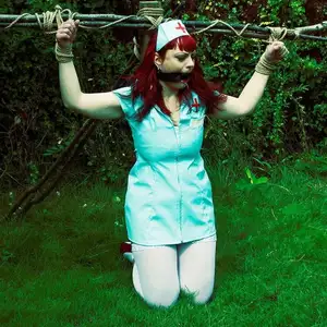 limitedaudience - 2009 raevan slaves direct nurse 相册封面，共 58 张图片