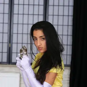girlsinsteel - Lady in cuffs 相册封面，共 75 张图片