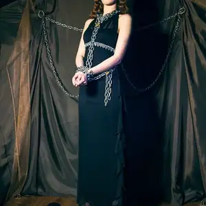 limitedaudience - 2014 fay lady in chains 2 相册封面，共 31 张图片