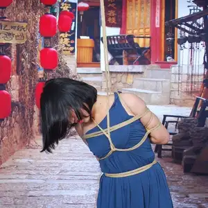 唯美之家 - 小艺吊绑 相册封面，共 122 张图片