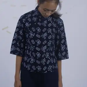 典雅倩影 - 324-女交通员被捕 相册封面，共 99 张图片