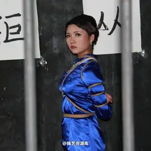 胜景山庄 - 278-女烈蓝旗袍 相册封面，共 66 张图片