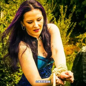 limitedaudience - 2015 caroline pierce from merchant lady to slave 相册封面，共 35 张图片