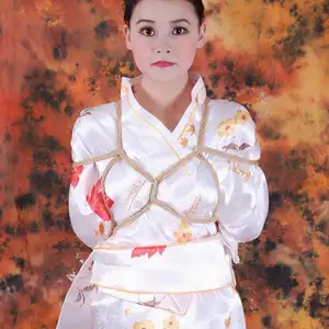 神艺缘 - 026-嘉欣--唯美的和服 相册封面，共 37 张图片