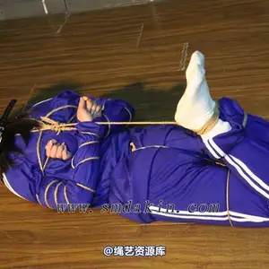 锐度主张 - 运动服五花驷马模特：珍珍 相册封面，共 26 张图片