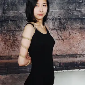 唯美之家 - 白雪试服装1 相册封面，共 69 张图片