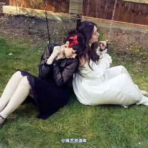 limitedaudience - 2010 catya dominick destruction resting 相册封面，共 27 张图片