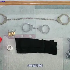 girlsinsteel - Irinas selfbondage 相册封面，共 162 张图片