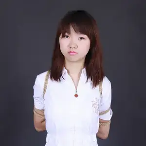 神艺缘 - 147-性感护士 相册封面，共 35 张图片