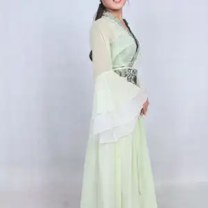 胜景山庄 - 199-古装囚枷 相册封面，共 33 张图片
