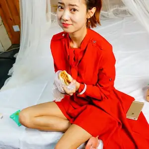 dk13美束馆 - 9.13-小宝红旗袍-120P 相册封面，共 120 张图片