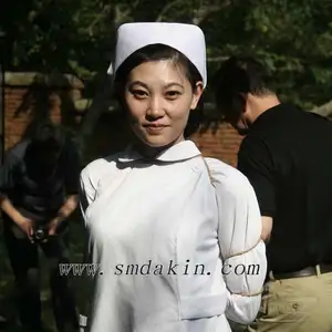 锐度主张 - 云若护士装五花绑模特：云若 相册封面，共 34 张图片