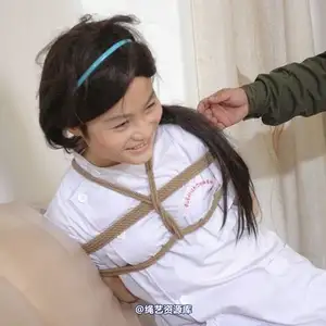 唯美之家 - 2010.11 相册封面，共 75 张图片