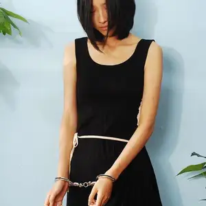 唯美之家 - 白雪试服装8 相册封面，共 59 张图片