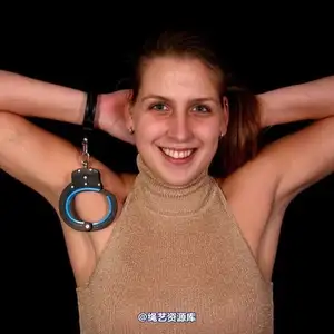 girlsincuffs - gic068 相册封面，共 115 张图片
