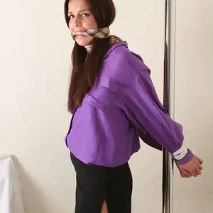 bondagebob - Kobe Lee Gagged! 相册封面，共 107 张图片