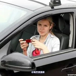 gaggedinpublic - gip237 相册封面，共 82 张图片