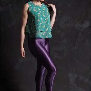 simplytied - Very nice purple tights 相册封面，共 35 张图片
