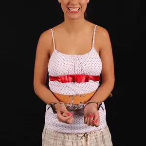 girlsincuffs - gic377 相册封面，共 88 张图片