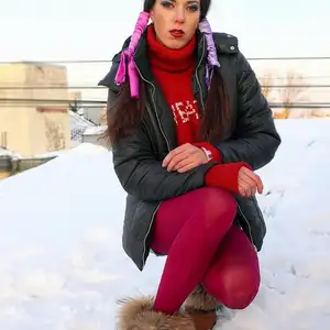 gaggedinpublic - gip300 相册封面，共 93 张图片