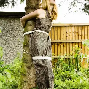 limitedaudience - 2011 ariel tied to a tree 2 相册封面，共 36 张图片