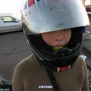 gaggedinpublic - gip024 相册封面，共 65 张图片