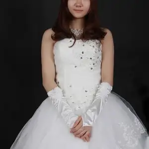 艺束人生 - 010-小碟婚纱KB 相册封面，共 104 张图片
